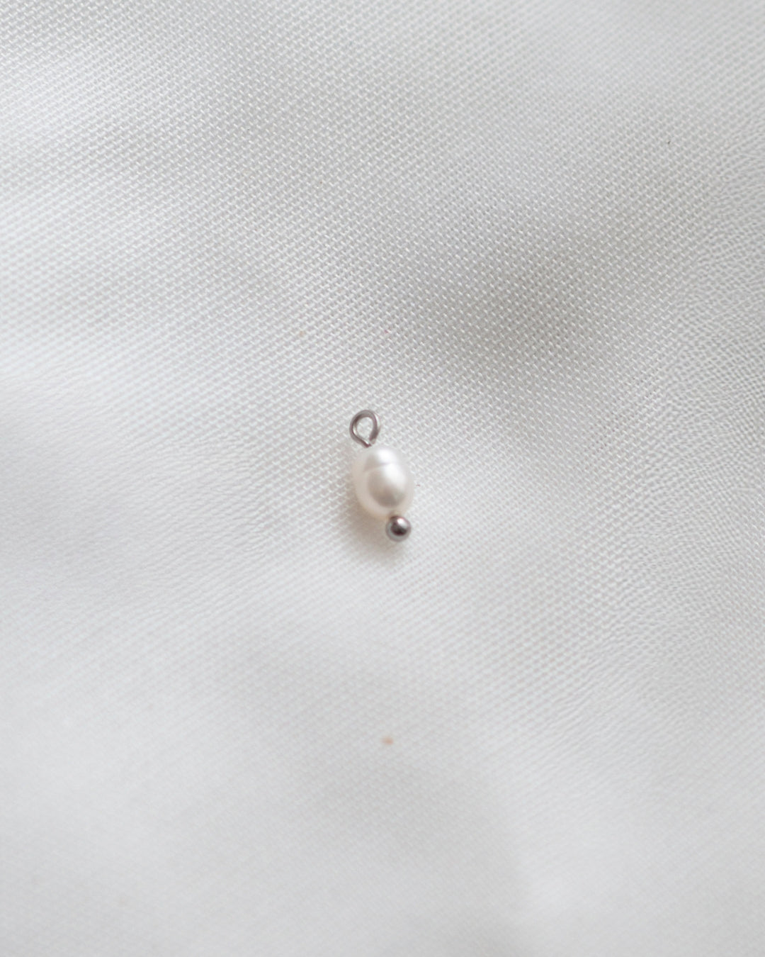 Charm PEARL SMALL