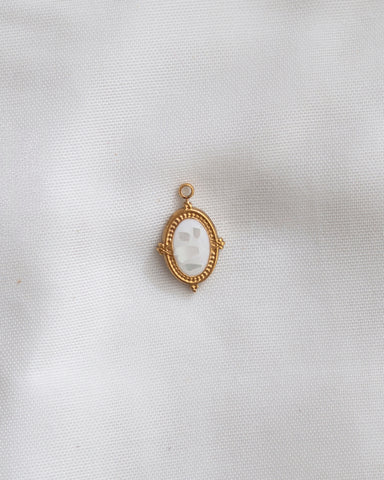 Charm OVAL WHITE B-Ware