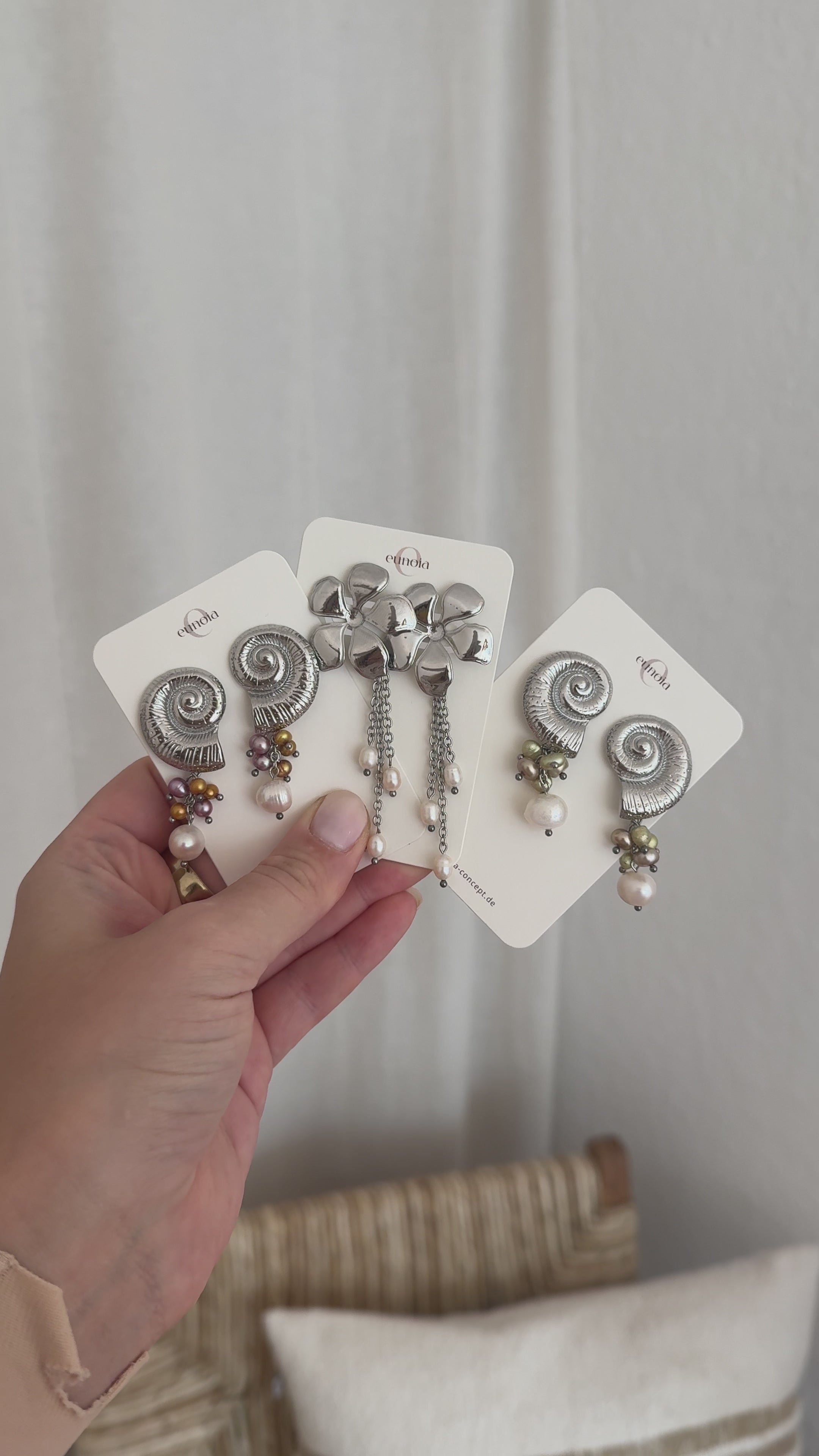 earrings PHIA